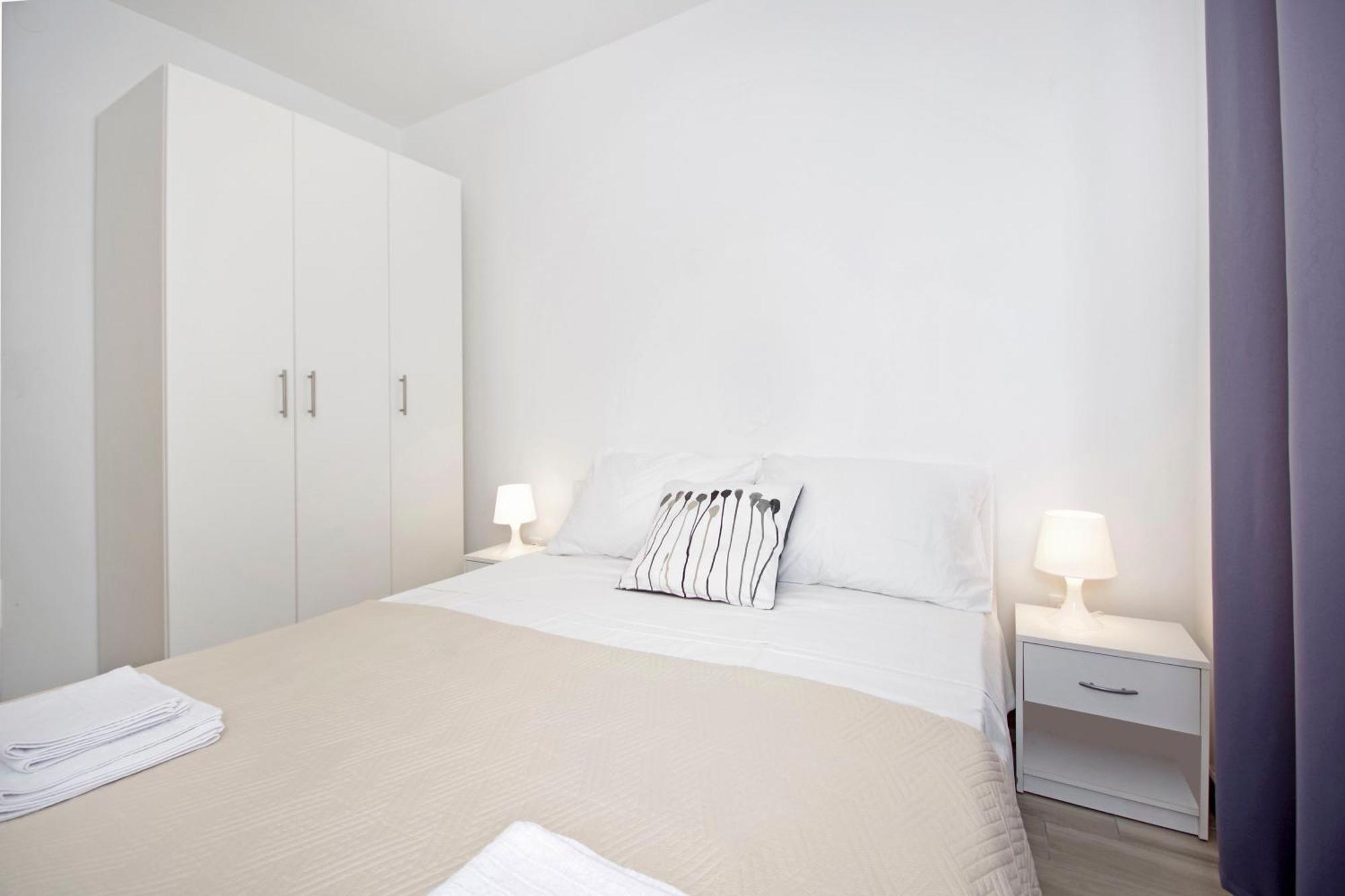 Apartments Frado Новаля Екстериор снимка